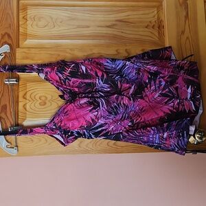 NWT Septangle tankini top